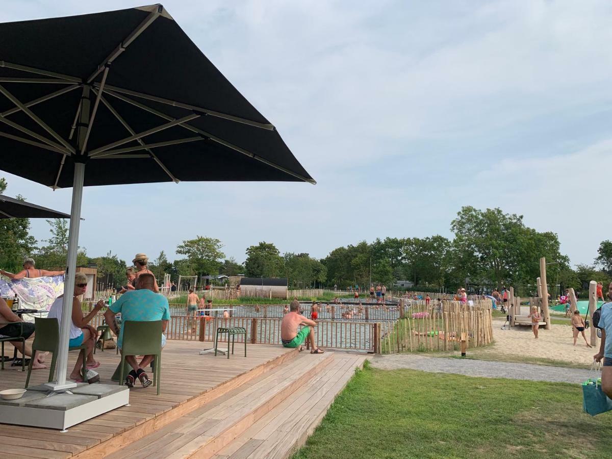 Vakantiebungalow Mee Naar Ouddorp Aan Zee Esterno foto